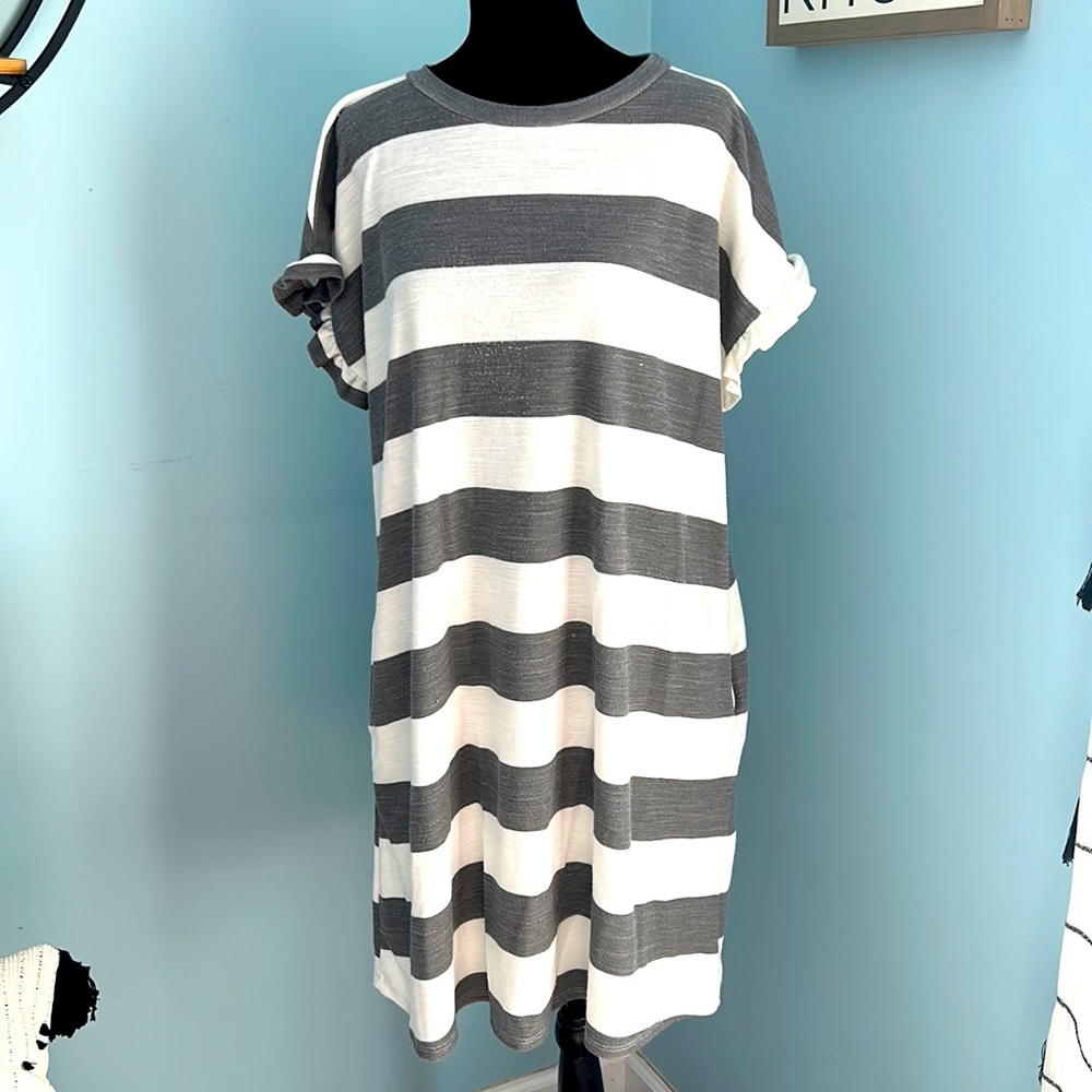 Boutique dress- gray and white stripe, size large.